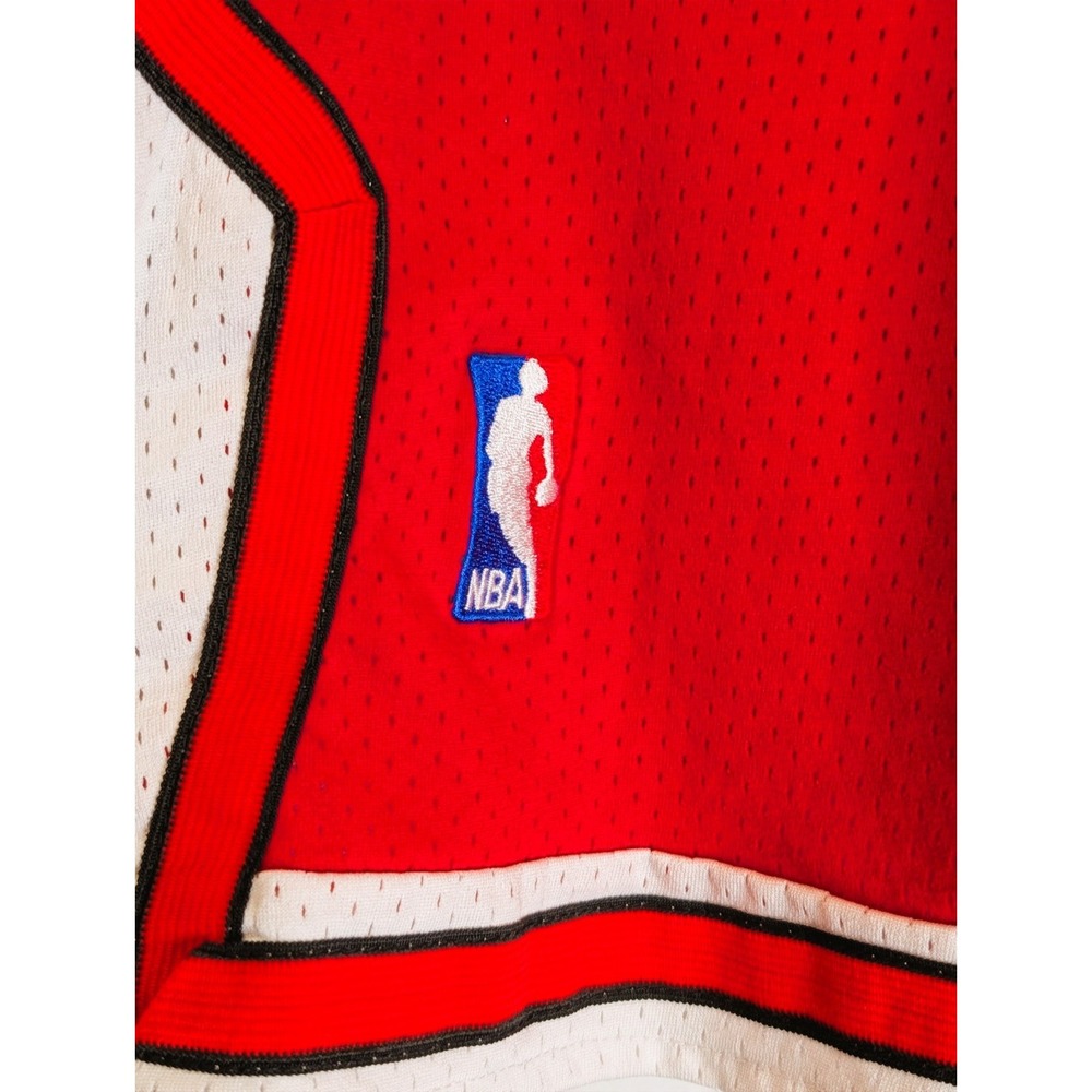 Just Don Chicago Bulls 1997-98 Basketball Shorts Medium Red Sewn On Logo Retro - Picture 4 of 15